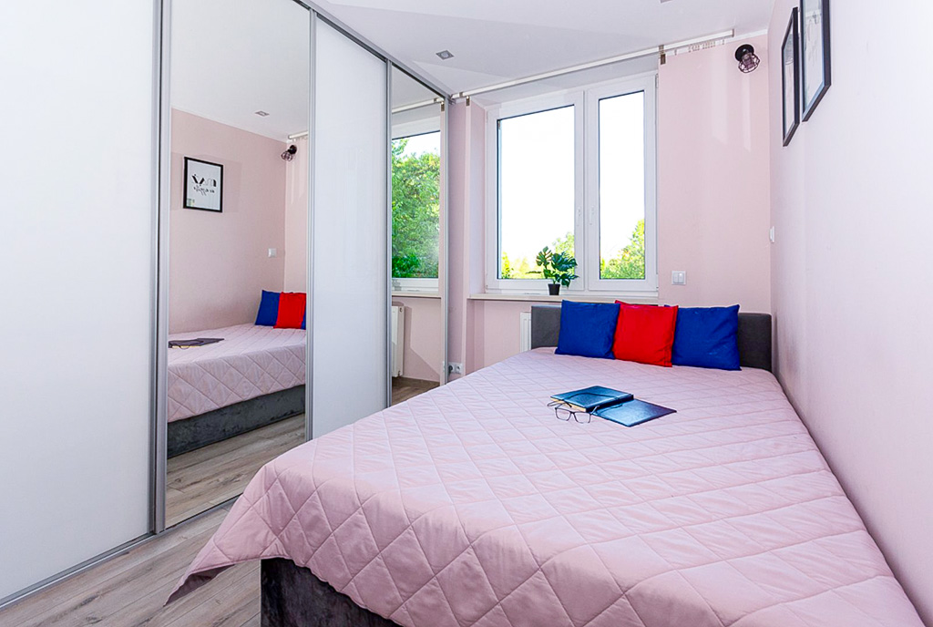 elegancka sypialnia w ekskluzywnym apartamencie na sprzedaż Katowice okolice