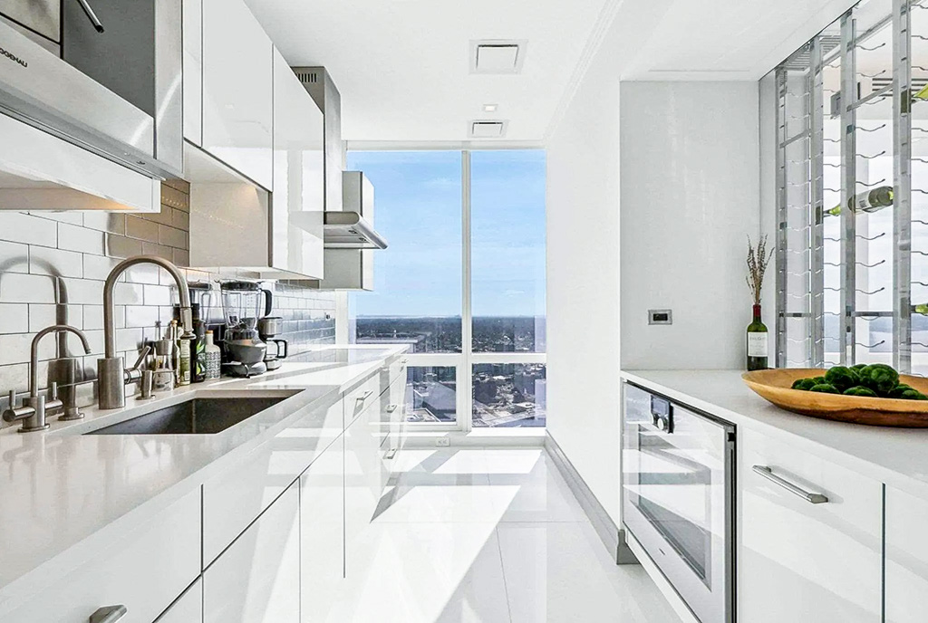 fragment kuchni w luksusowym apartamencie na sprzedaż New York Stany Zjednoczone Ameryki