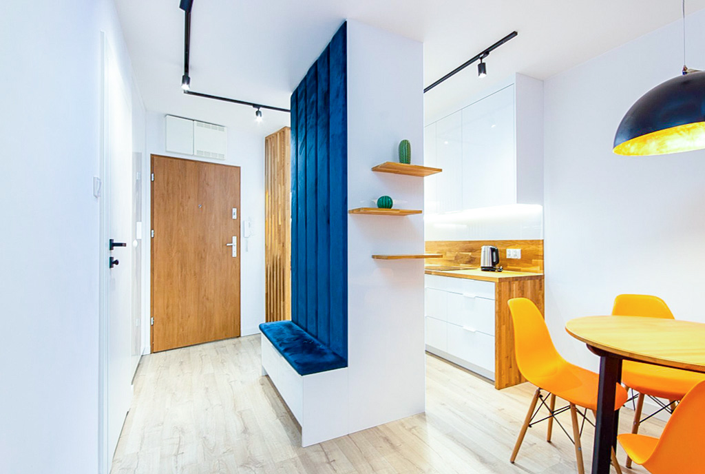 imponujący korytarz w ekskluzywnym apartamencie na sprzedaż Szczecin