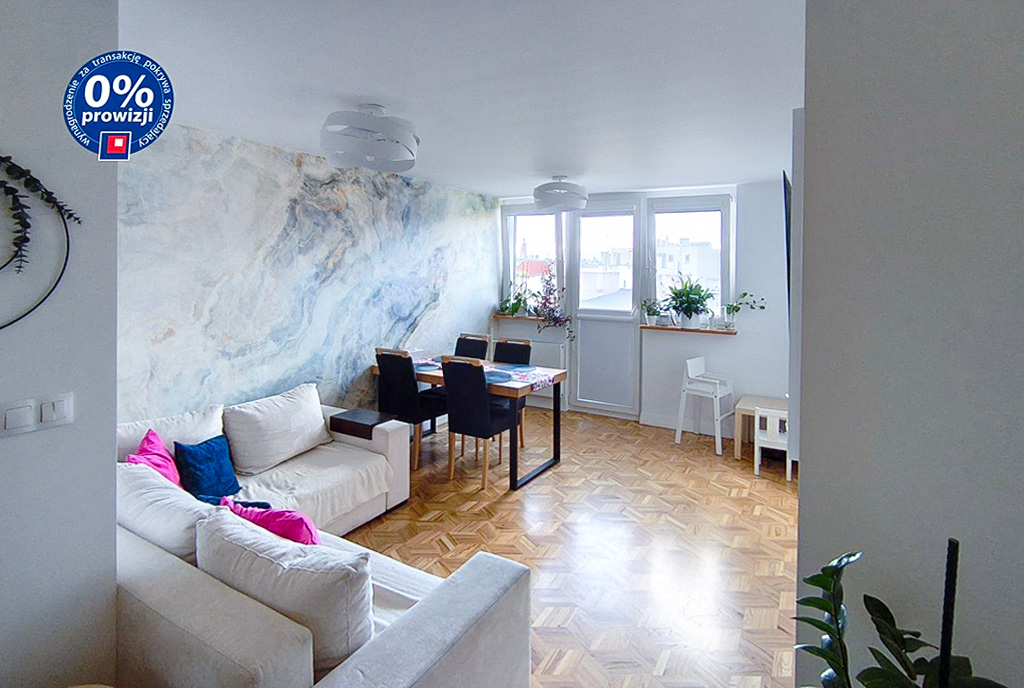 przeciwległa strona pokoju dziennego w luksusowym apartamencie na sprzedaż Wałbrzych okolice