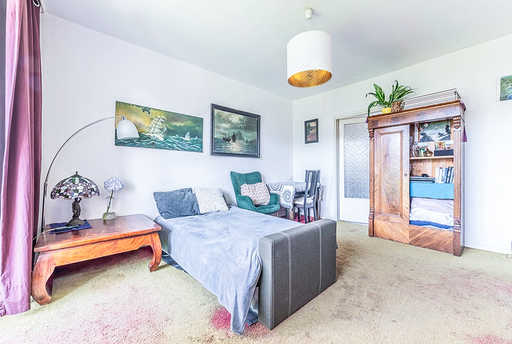 kameralna sypialnia w luksusowej willi na sprzedaż Gdynia okolice