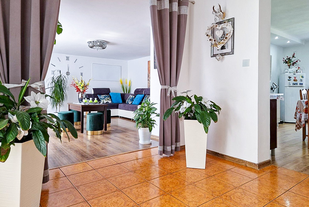elegancki salon w ekskluzywnej willi do sprzedaży Zielona Góra okolice