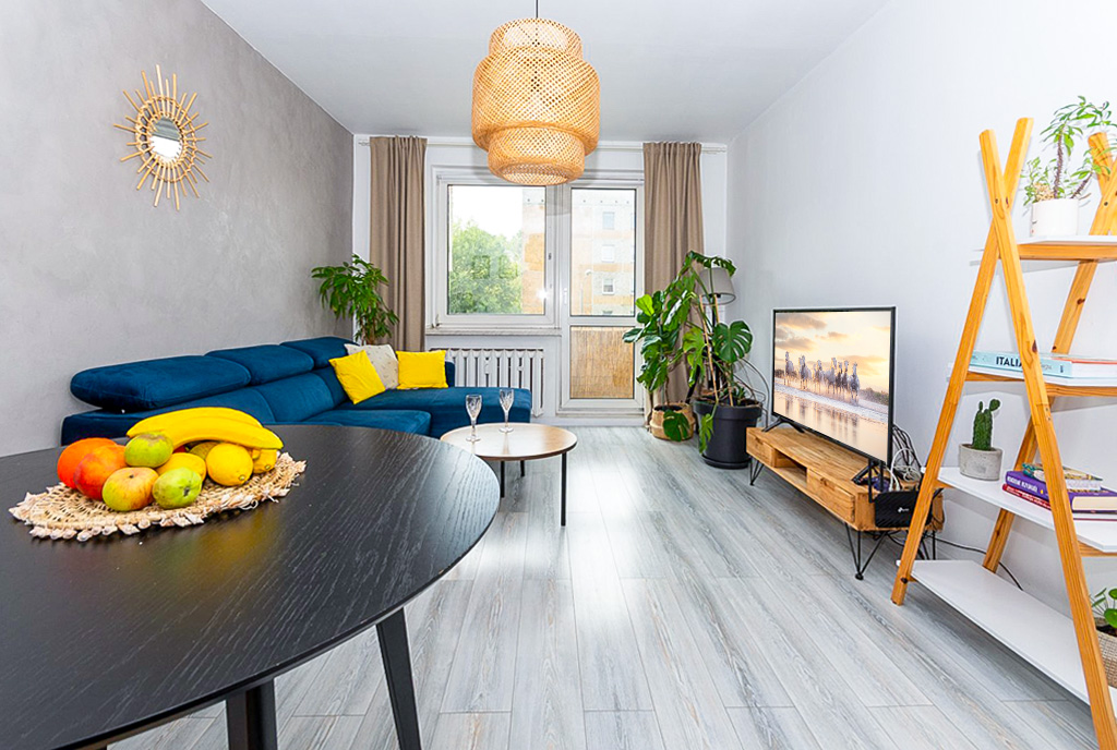 gustownei zaaranżowany pokój dzienny w ekskluzywnym apartamencie do sprzedaży Katowice okolice