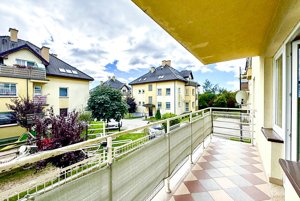imponujący taras przy ekskluzywnym apartamencie na wynajem Gdynia okolice