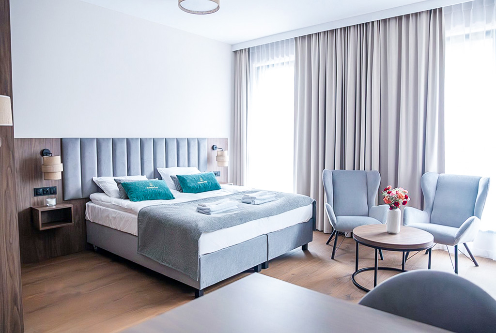 zaciszna sypialnia w ekskluzywnym apartamencie na sprzedaż Kłodzko okolice