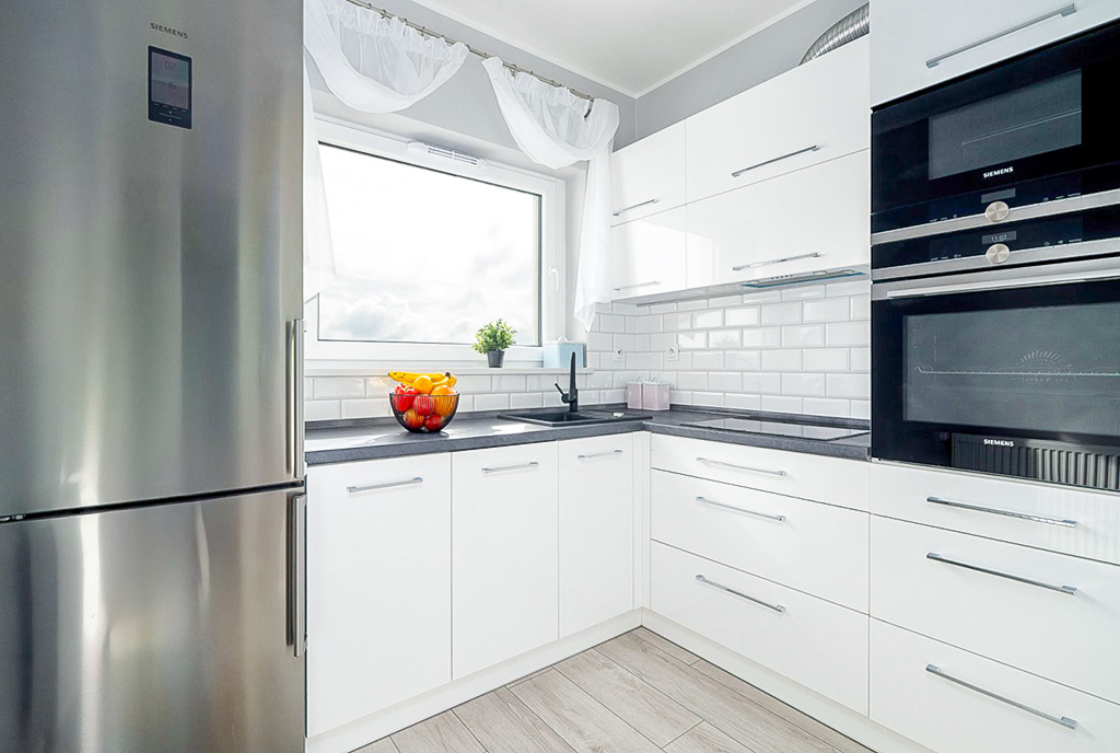 zbliżenie na kuchnię w luksusowym apartamencie do wynajmu Poznań