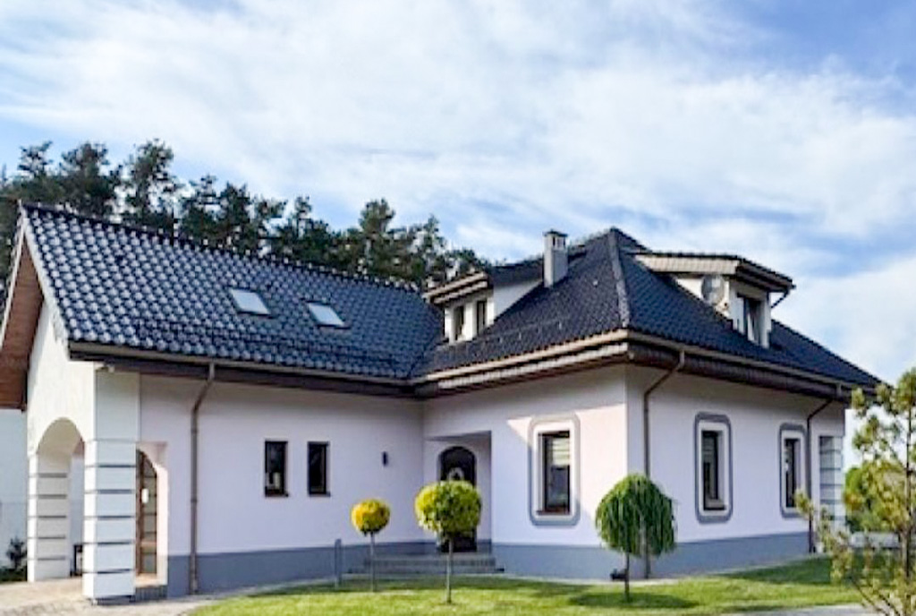 okazała bryła ekskluzywnej willi do sprzedaży Katowice okolice