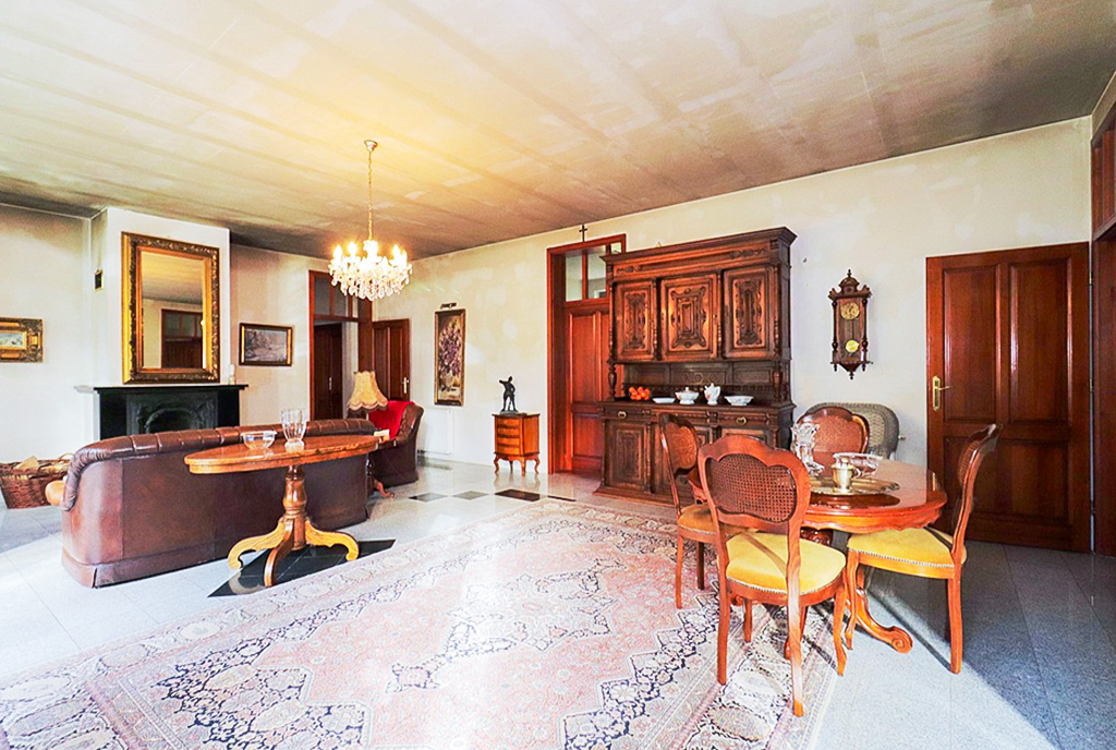 elegancki salon w luksusowej willi na sprzedaż Willa do sprzedaży Lublin (okolice)