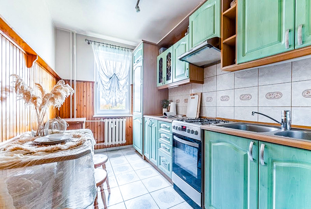 zbliżenie na kuchnię w luksusowym apartamencie na sprzedaż Gdynia okolice