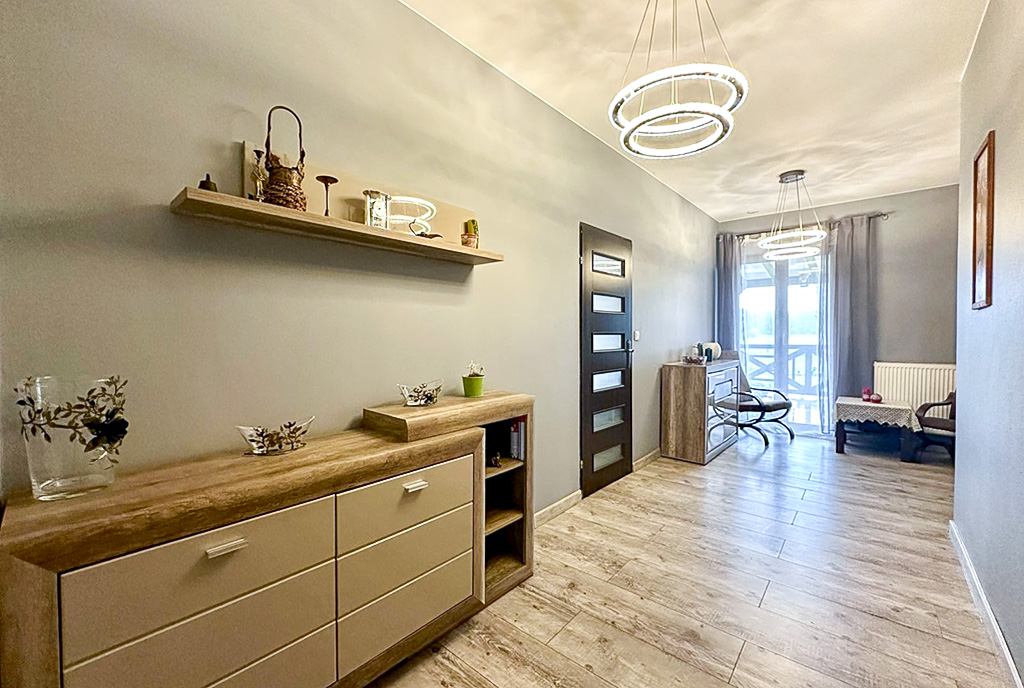 zadbane i gustownie urządzone wnętrze ekskluzywnej willi na sprzedaż Wrocław okolice