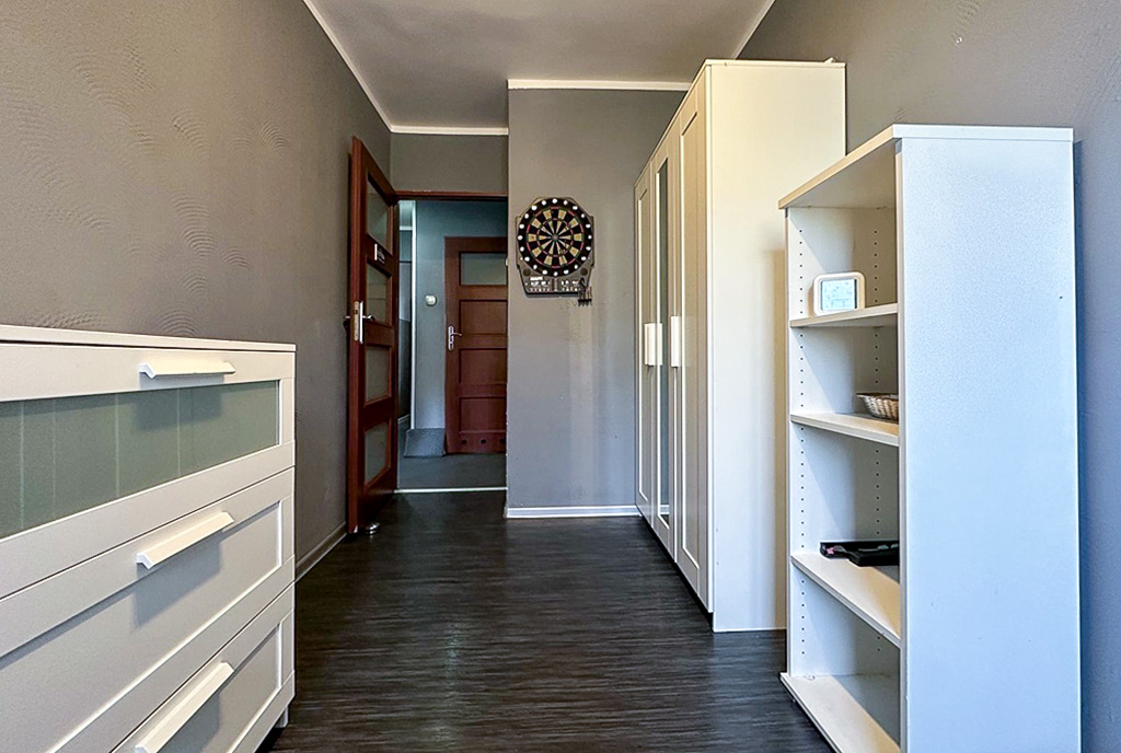 komfortowy hol w ekskluzywny apartamencie na sprzedaż Gdańsk (okolice)