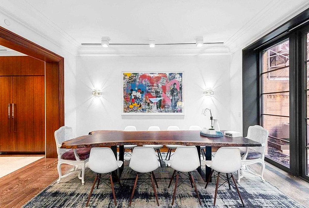 zbliżenie na jadalnię w luksusowym apartamencie na sprzedaż New York Stany Zjednoczone Ameryki
