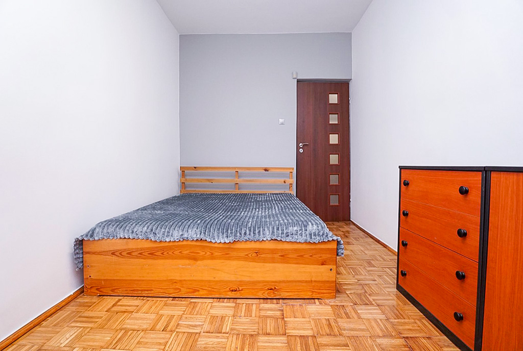 zaciszna sypialnia w ekskluzywnym apartamencie na wynajem Piotrków Trybunalski
