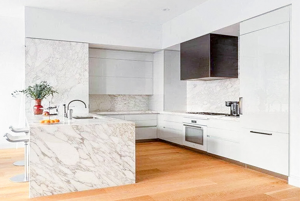 fragment kuchni w ekskluzywnym apartamencie na sprzedaż Apartament na sprzedaż New York (Stany Zjednoczone Ameryki)