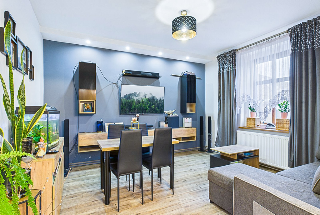 fragment pokoju dziennego w luksusowym apartamencie na sprzedaż Zielona Góra okolice