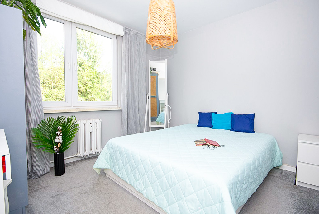 elegancka sypialnia w ekskluzywnym apartamencie na sprzedaż Katowice okolice