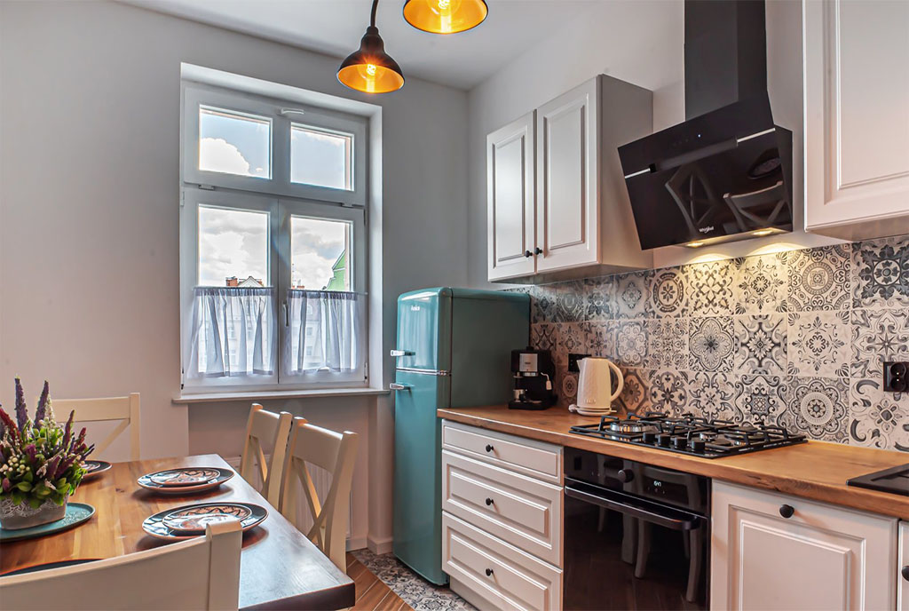gustowna kuchnia w luksusowym apartamencie do wynajmu Bolesławiec
