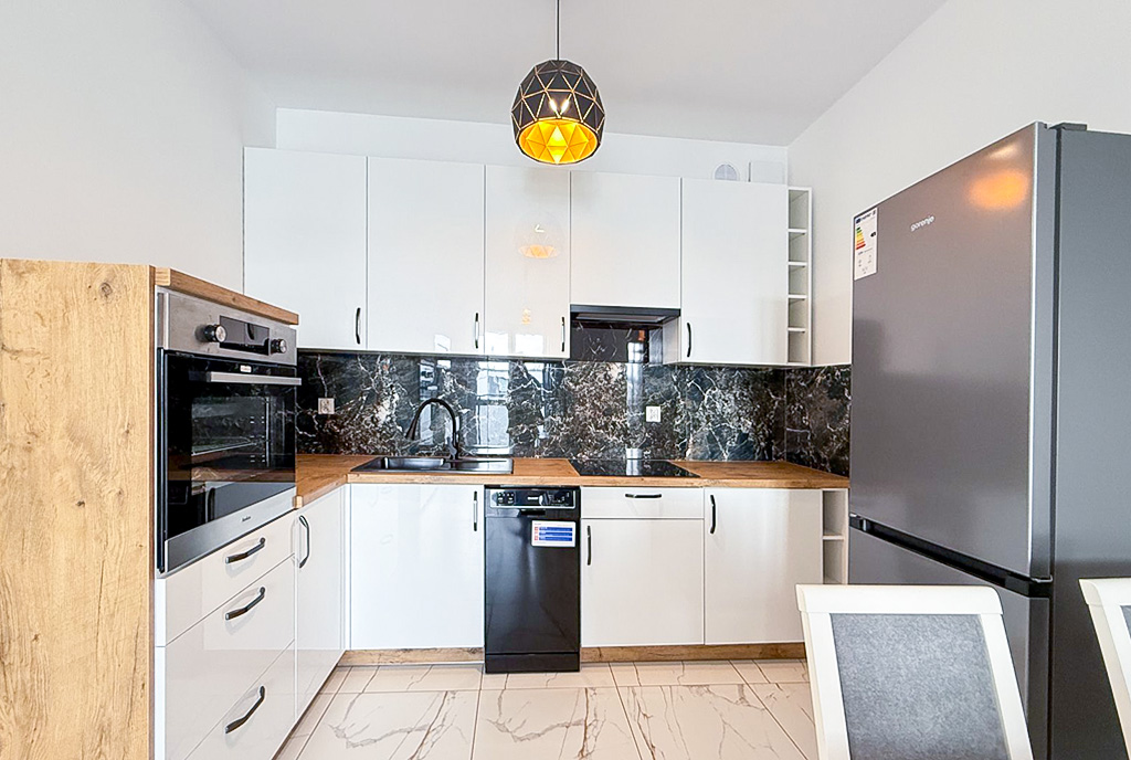 fragment aneksu kuchennego w luksusowym apartamencie do wynajmu Suwałki