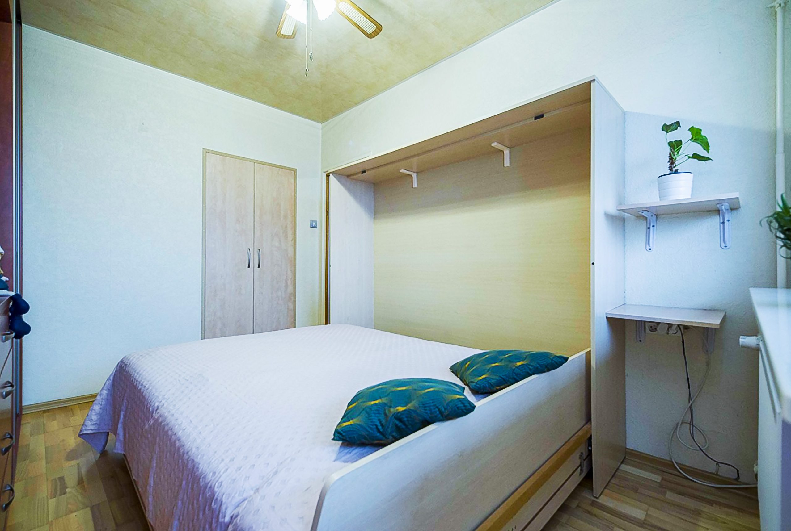 okazała sypialnia w ekskluzywnym apartamencie na sprzedaż Katowice okolice