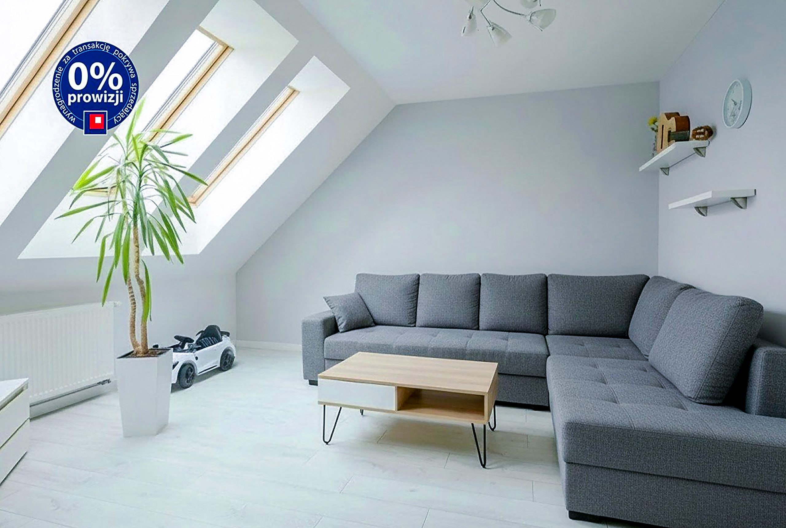 słoneczny salon w ekskluzywnym apartamencie do sprzedaży Wrocław okolice