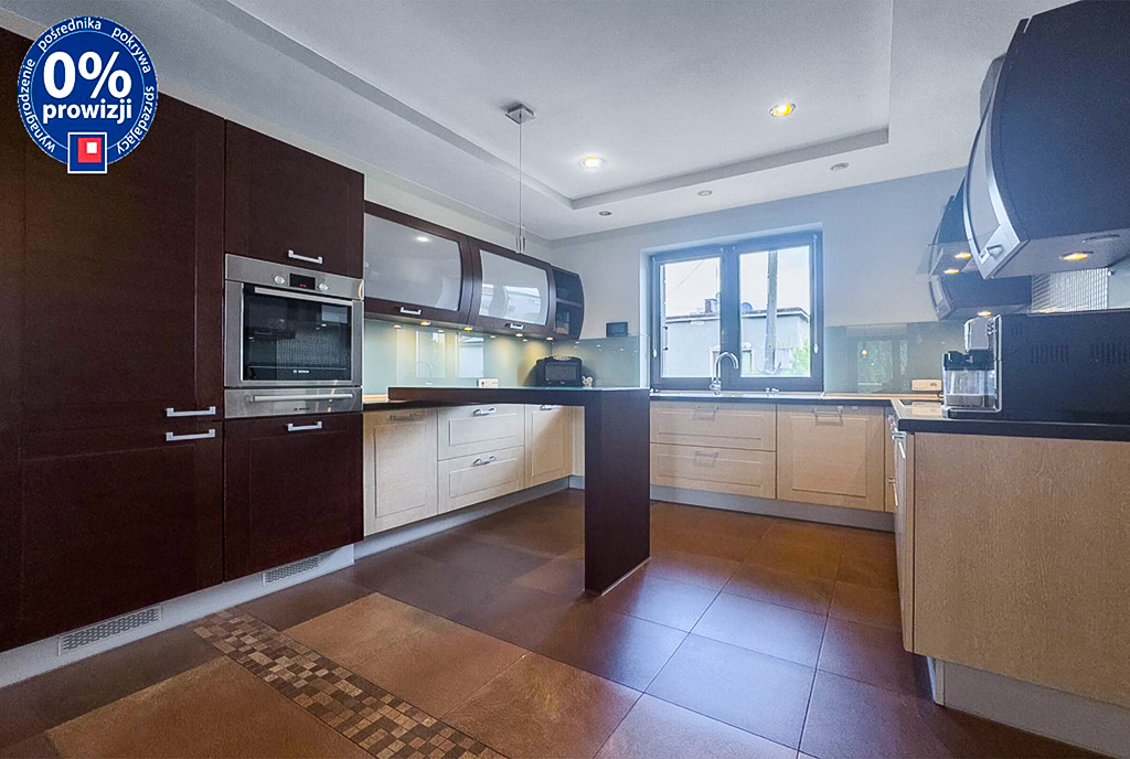 kameralna kuchnia w ekskluzywnej willi na sprzedaż Katowice okolice