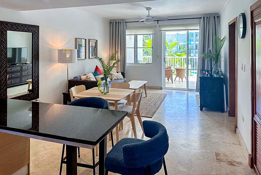 okazały salon w ekskluzywnym apartamencie do sprzedaży Dominikana (Bavaro)