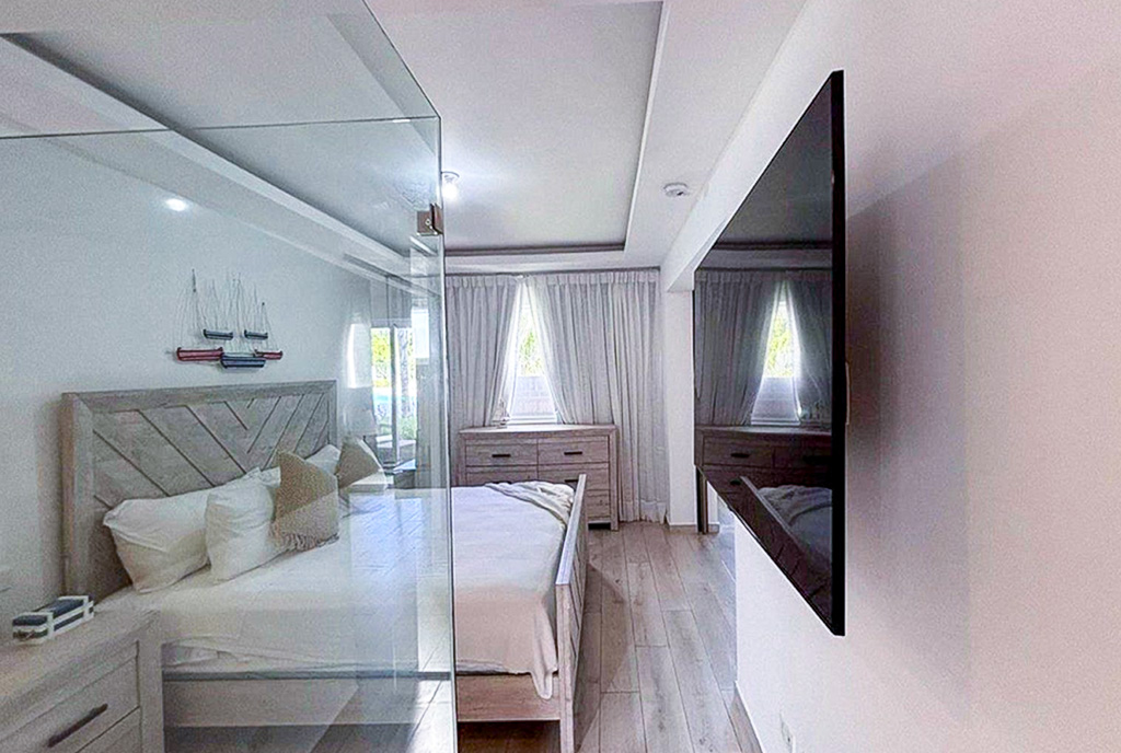 fragment sypialni w luksusowym apartamencie na sprzedaż Dominikana Bavaro