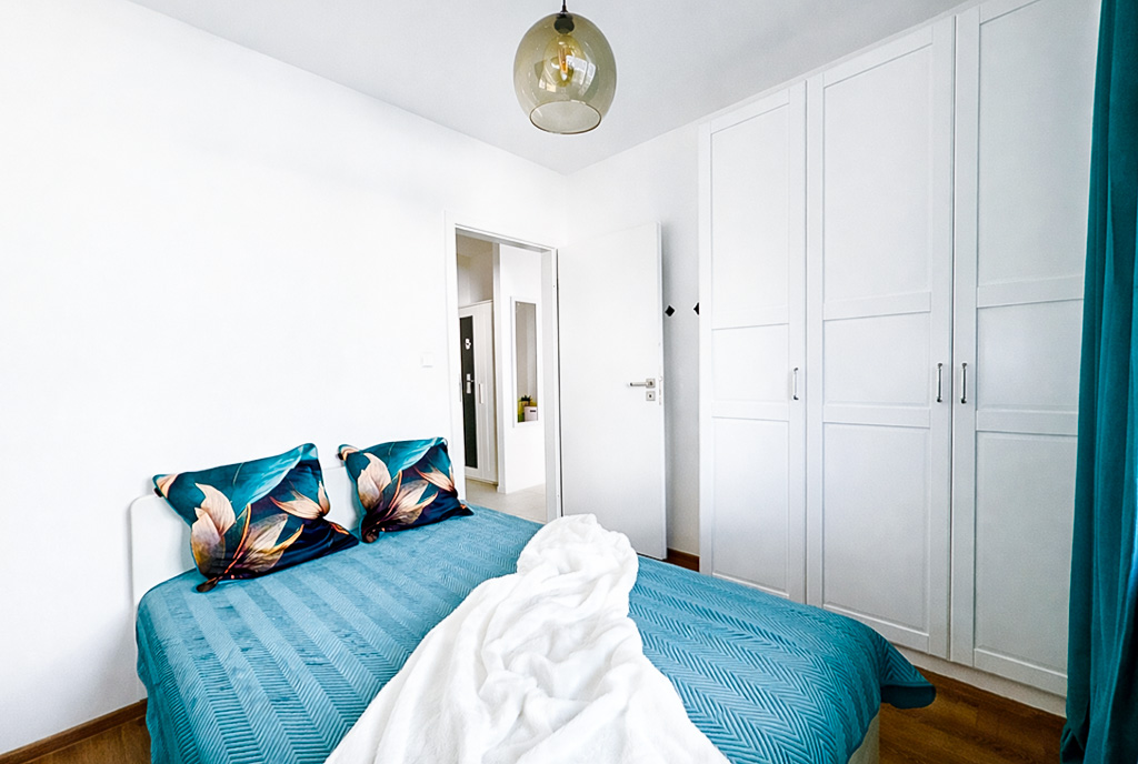 fragment sypialni w ekskluzywnym apartamencie na sprzedaż Gdynia okolice