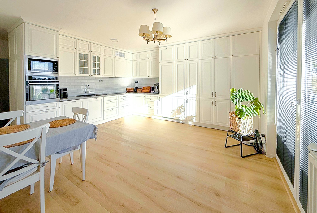 wytworne wnętrze luksusowego apartamentu na sprzedaż Gdynia okolice