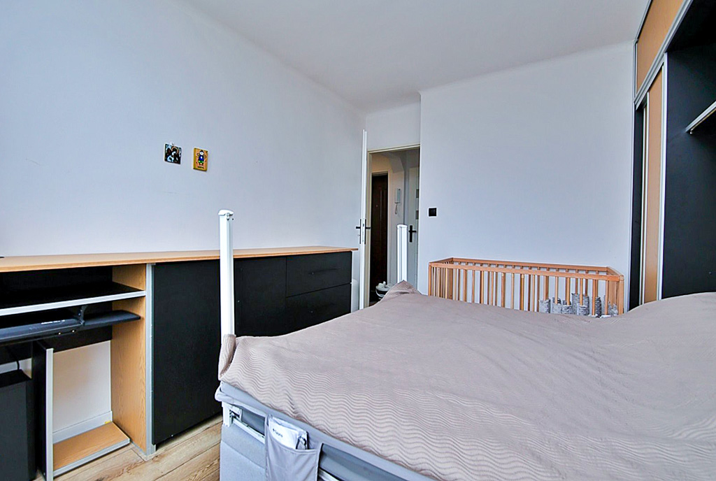 zaciszna sypialnia w ekskluzywnym apartamencie na sprzedaż Gorzów Wielkopolski