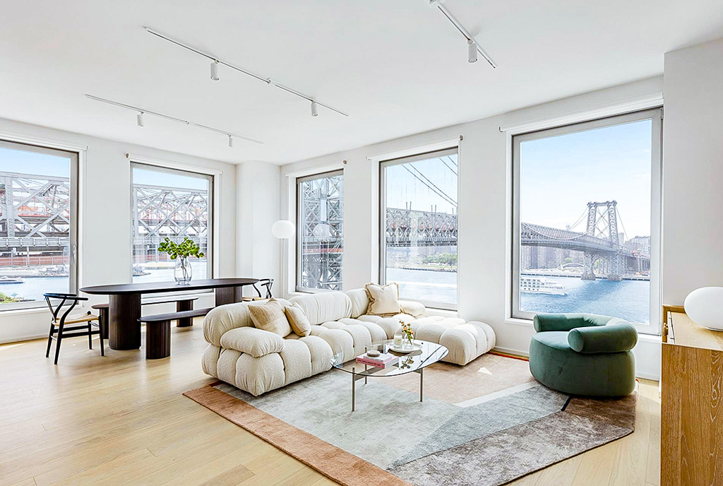 imponujący salon w ekskluzywnym apartamencie do sprzedaży New York (Stany Zjednoczone Ameryki)