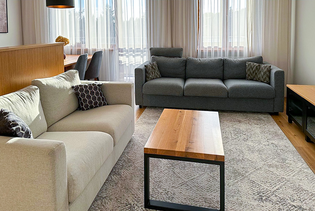 zbliżenie na pokój dzienny w luksusowym apartamencie do wynajmu Warszawa