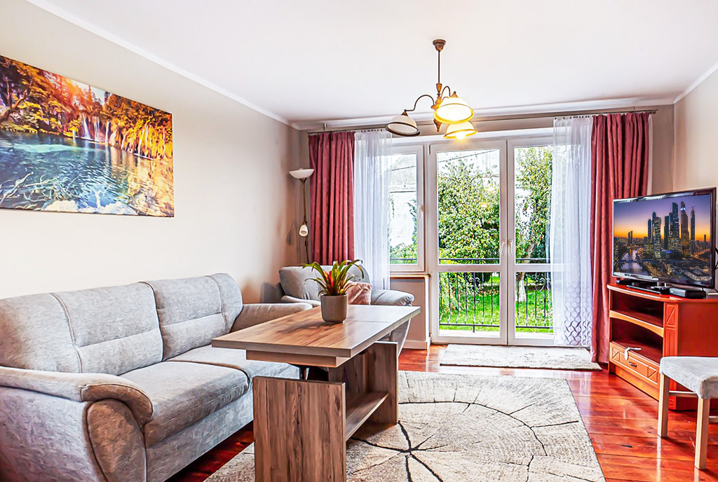 wytworny salon w ekskluzywnej willi do sprzedaży Bolesławiec okolice