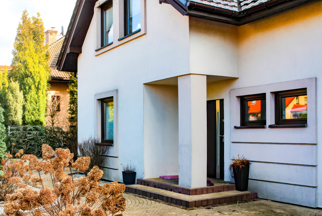 reprezentacyjne wejście do ekskluzywnej willi do sprzedaży Katowice okolice