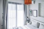 fragment sypialni w luksusowym apartamencie na sprzedaż Cypr Bogaz