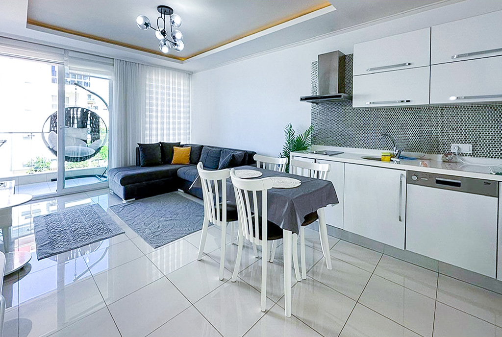 słoneczny salon w ekskluzywnym apartamencie do sprzedaży Turcja Alanya