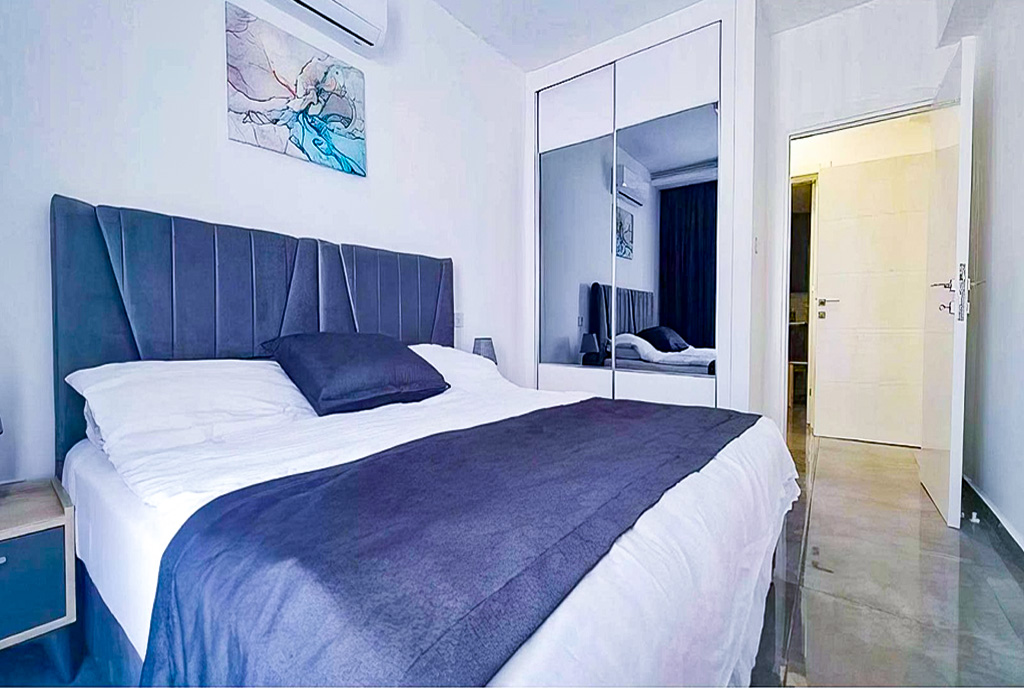 zaciszna sypialnia w ekskluzywnym apartamencie na sprzedaż Cypr Iskele