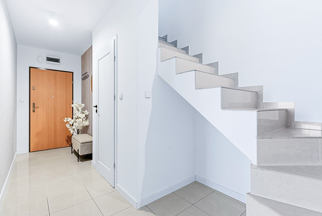 2-poziomwe wnętrze luksusowego apartamentu na sprzedaż Gdynia okolice