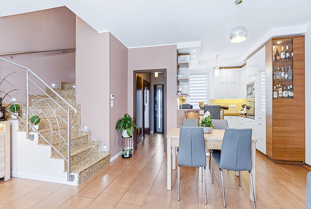 eleganckie wnętrze luksusowej willi na sprzedaż Gdynia okolice