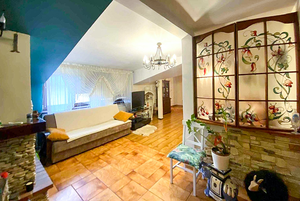 kameralny salon w ekskluzywnym apartamencie do sprzedaży Częstochowa