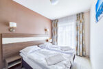 zaciszna sypialnia w ekskluzywnym apartamencie na sprzedaż Kłodzko (okolice)