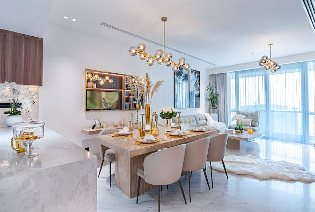 elegancki salon w ekskluzywnym apartamencie do sprzedaży Zjednoczone Emiraty Arabskie Dubaj Marina