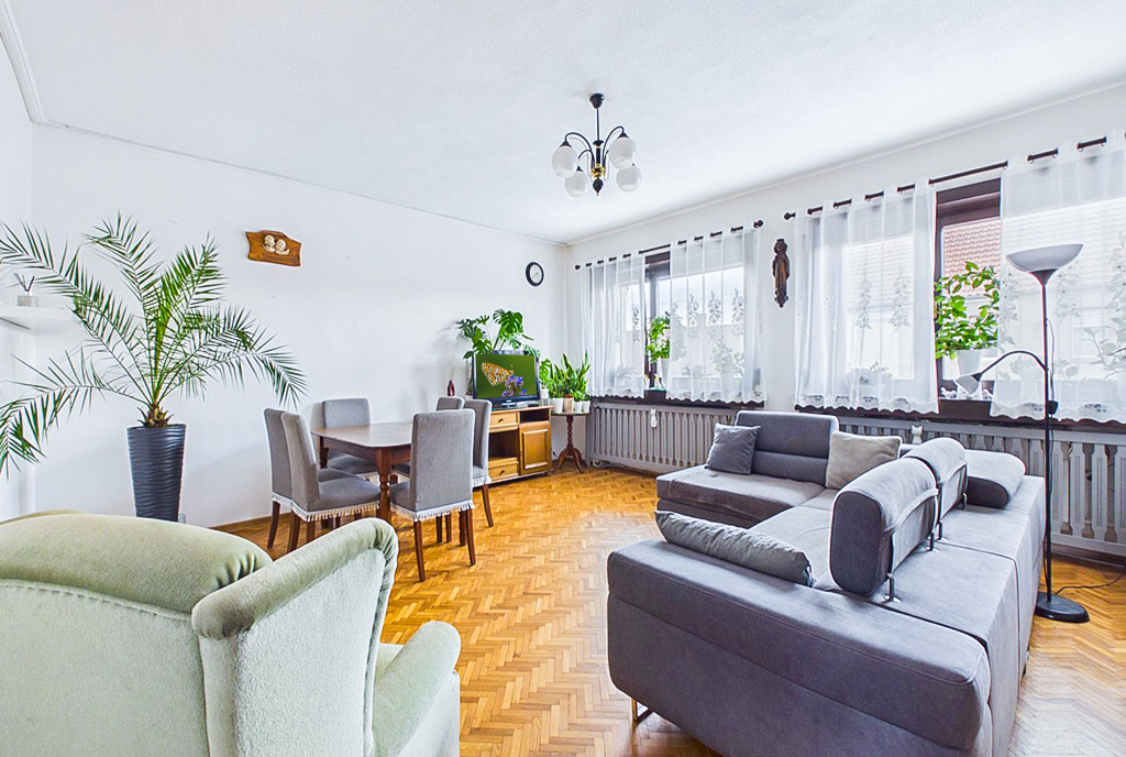 elegancki salon w ekskluzywnej willi do sprzedaży Poznań (okolice)