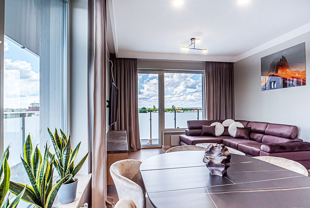 designerski salon w ekskluzywnym apartamencie do wynajęcia Bolesławiec