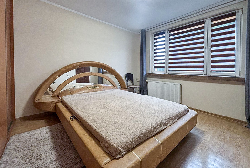 Zaciszna sypialnia w ekskluzywnym apartamencie na sprzedaż Katowice okolice