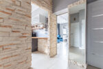 ogromny hol w luksusowym apartamencie na sprzedaż Gdynia (okolice)