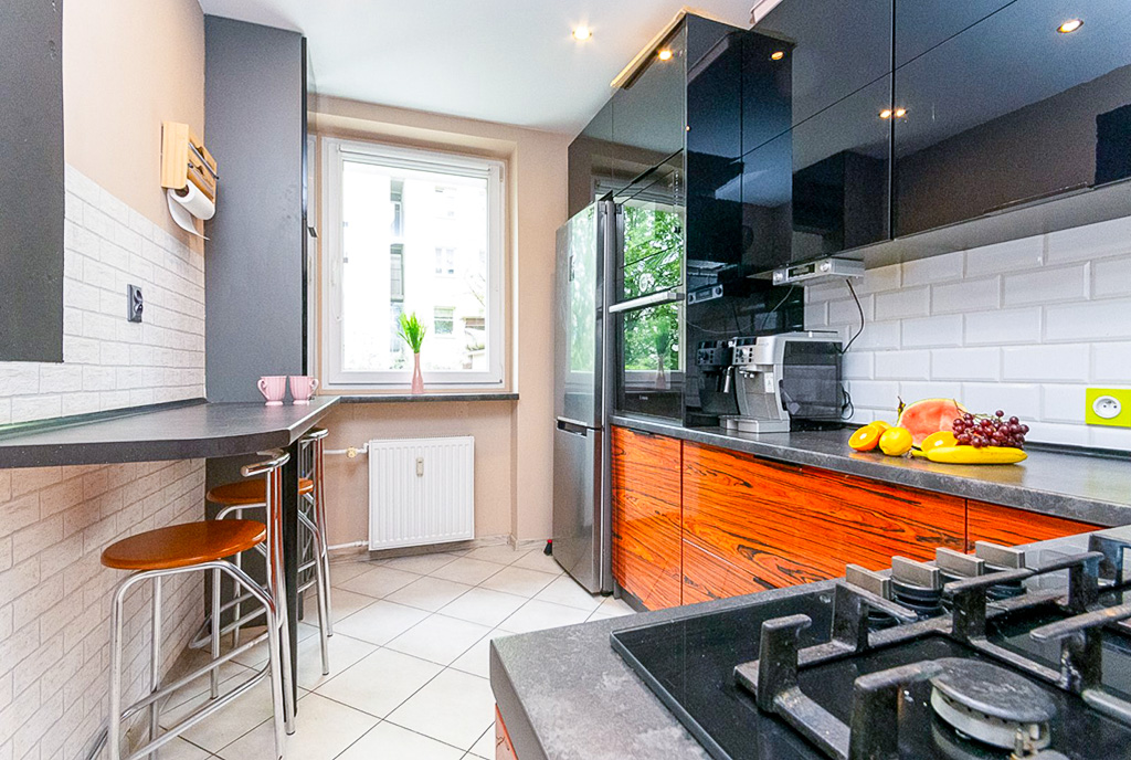 Nowoczesna kuchnia w luksusowym apartamencie na sprzedaż Katowice (okolice)