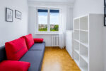 Jeden z pokoi w luksusowym apartamencie na sprzedaż Ostrów Wielkopolski
