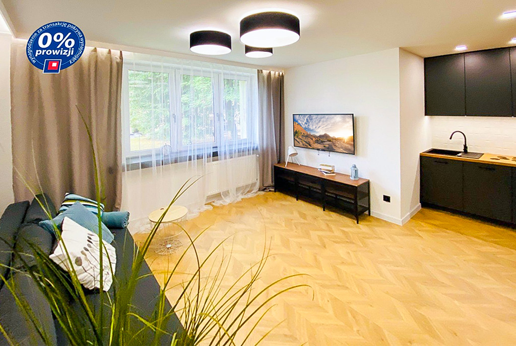 Widok w góry na salon w ekskluzywnym apartamencie do wynajęcia Katowice okolice