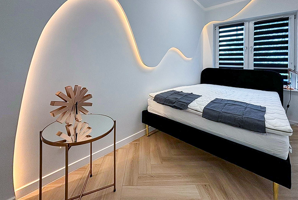 Elegancka sypialnia w ekskluzywnym apartamencie na wynajem Szczecin.
